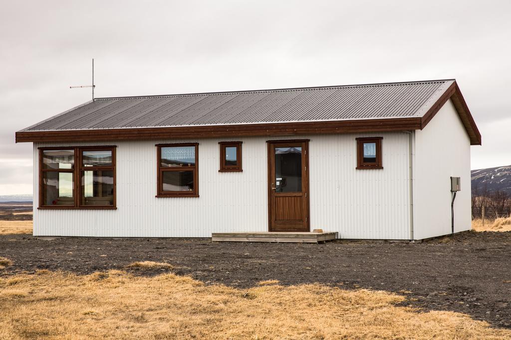 Skalinn Between Gullfoss And Geysir - Myrkholt Farm Haukadalur Exterior photo